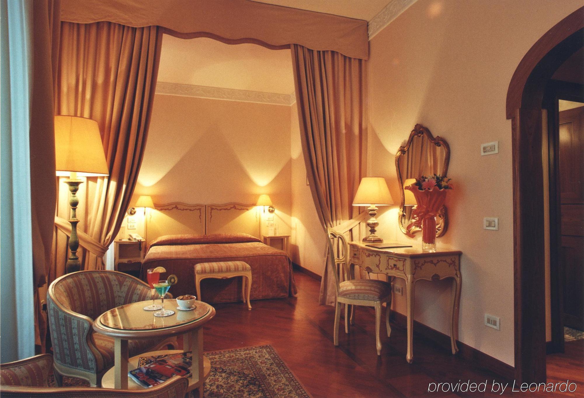 Hotel Pierre Florencia Habitación foto