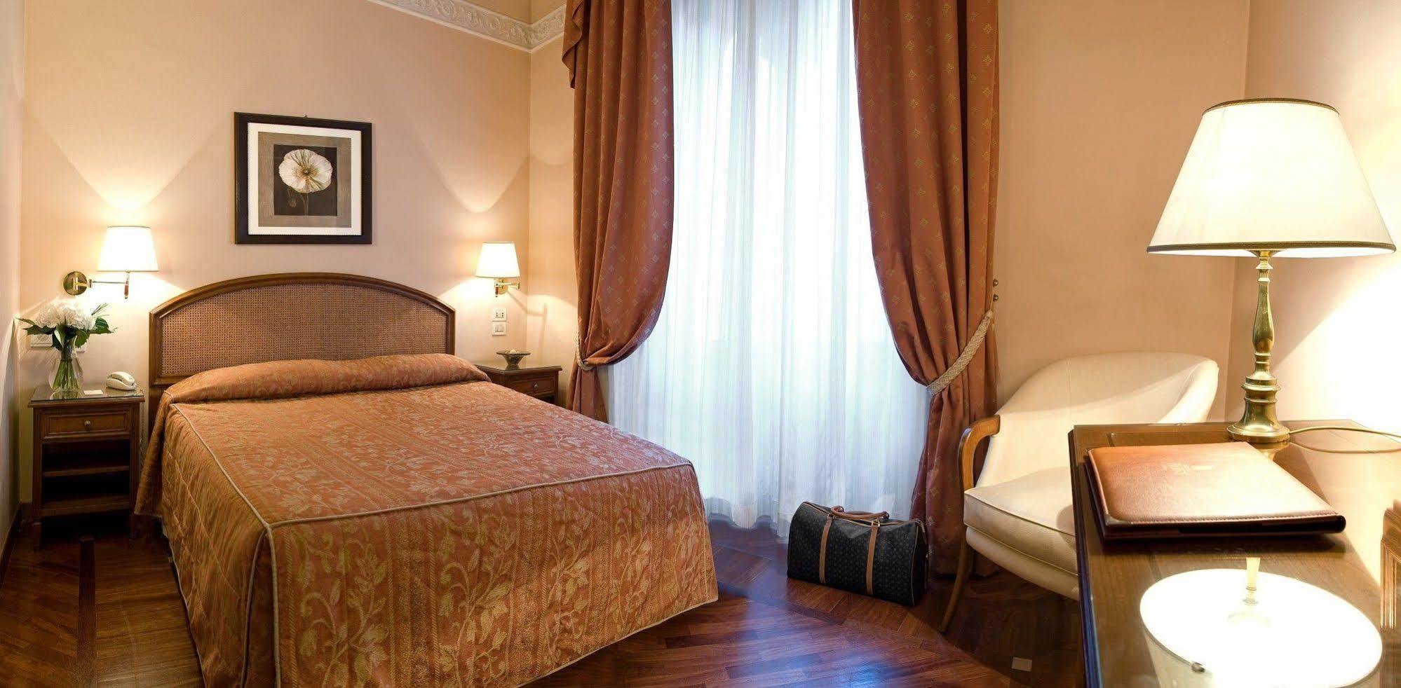 Hotel Pierre Florencia Exterior foto