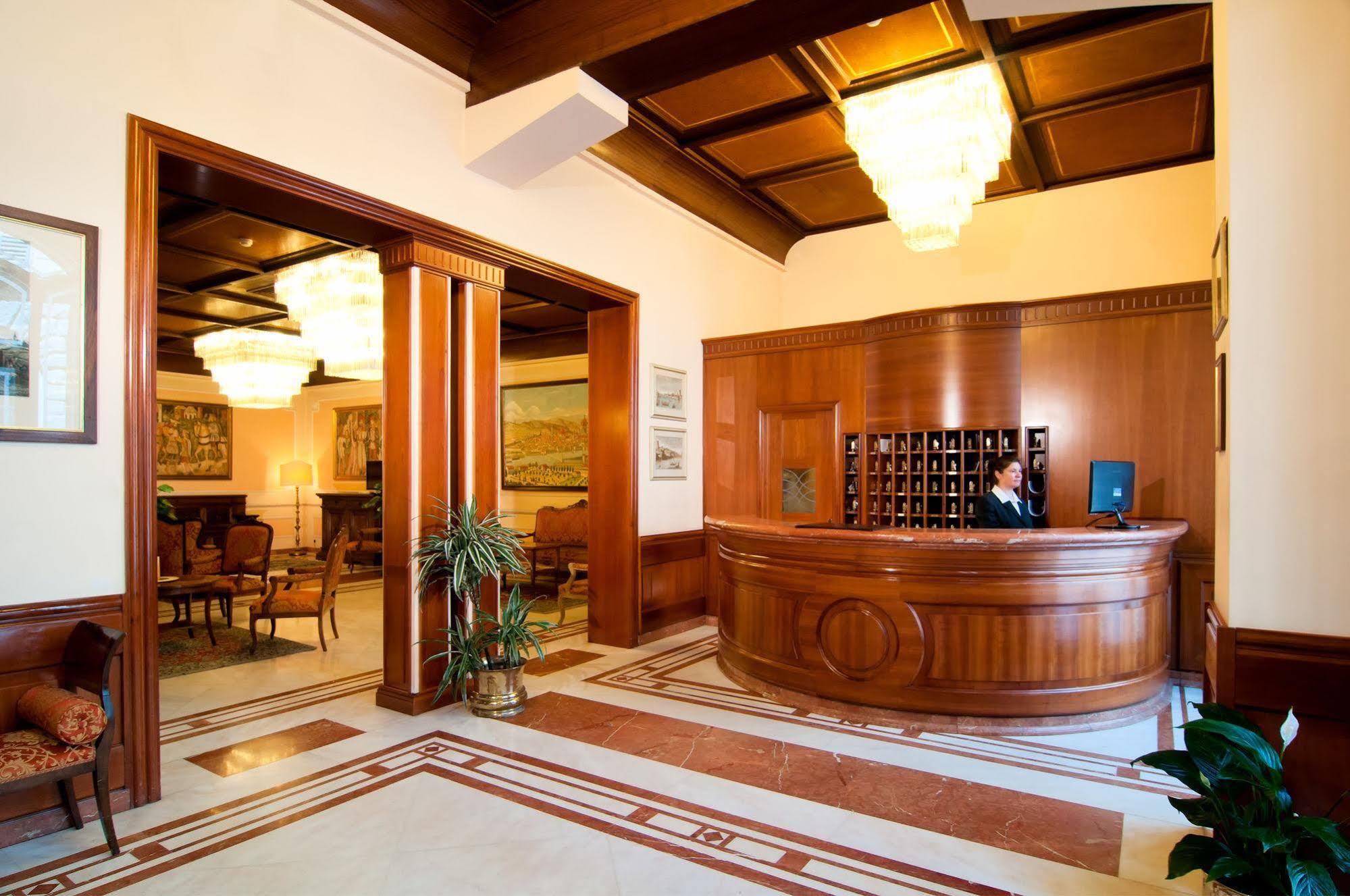 Hotel Pierre Florencia Exterior foto
