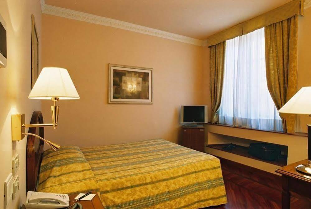 Hotel Pierre Florencia Exterior foto