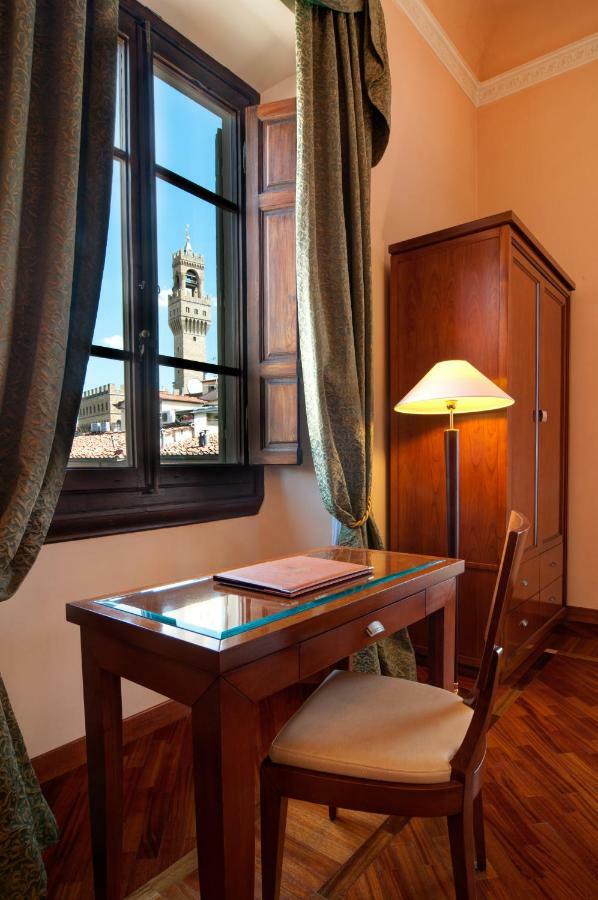 Hotel Pierre Florencia Exterior foto